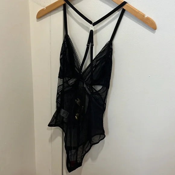 BNWT Intimissimi lace and mesh lingerie body suit - Picture 8 of 8